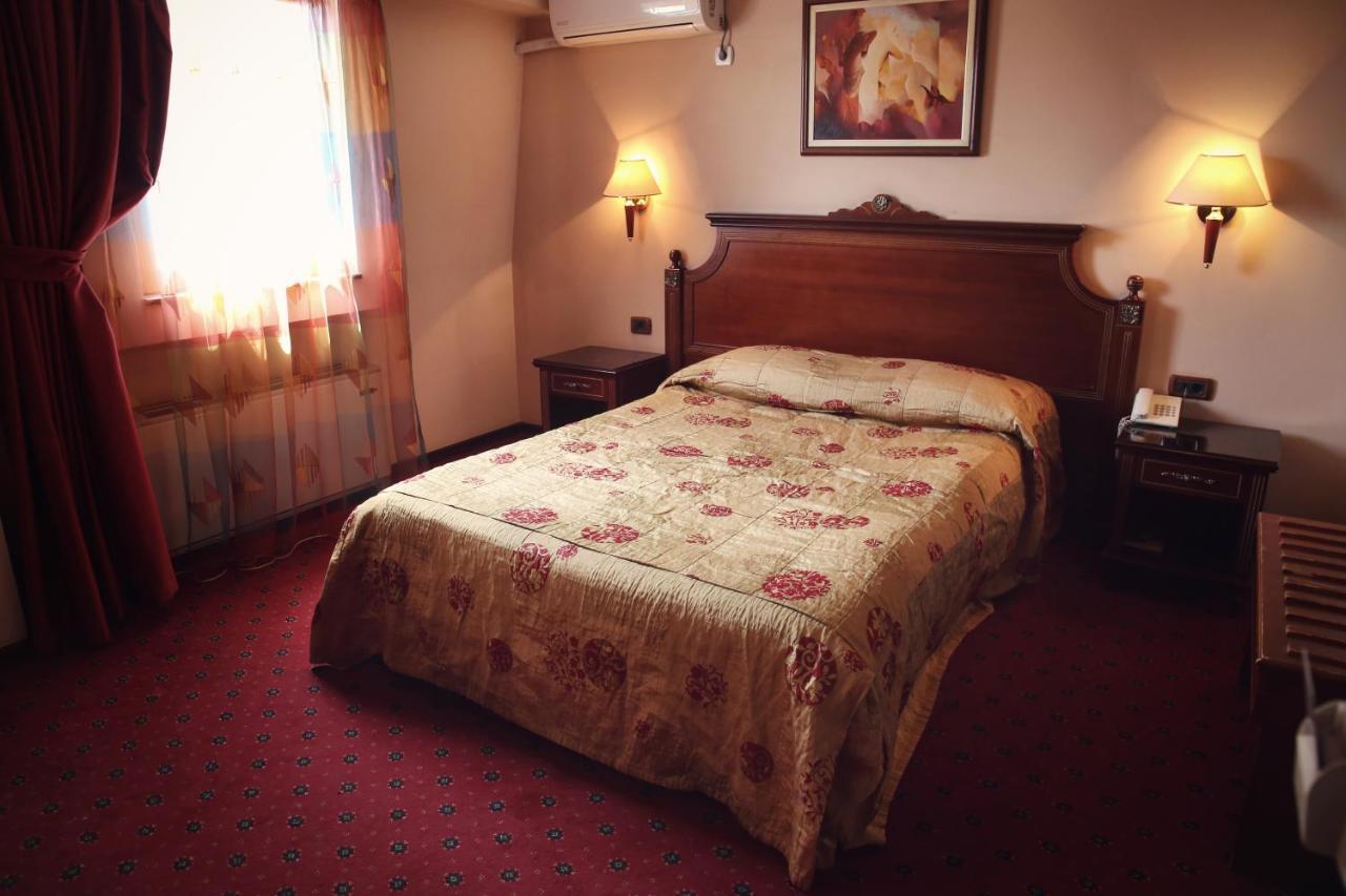 Hotel Millenium Bitola Extérieur photo