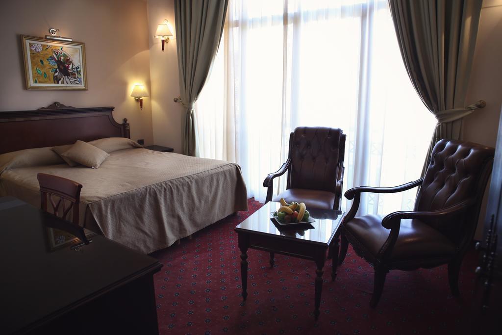 Hotel Millenium Bitola Extérieur photo